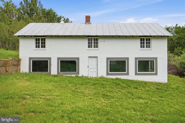 15371 SHEADS MOUNTAIN RD, Rixeyville, VA 22737