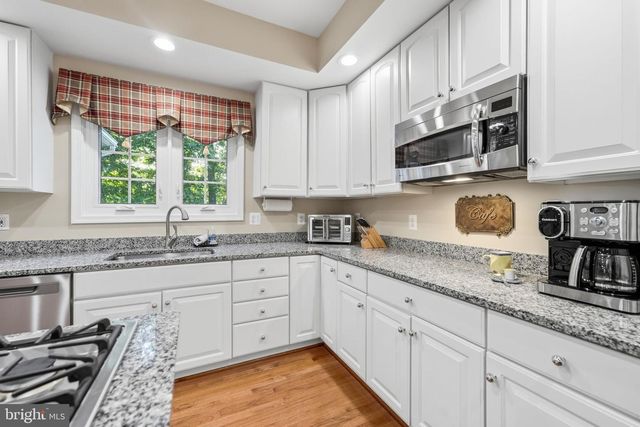 14261 CLUBHOUSE RD, Gainesville, VA 20155