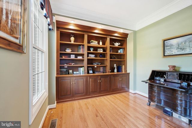 14261 CLUBHOUSE RD, Gainesville, VA 20155