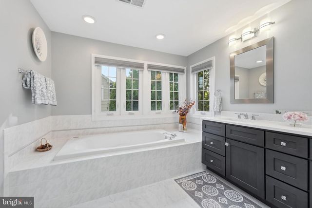 14261 CLUBHOUSE RD, Gainesville, VA 20155