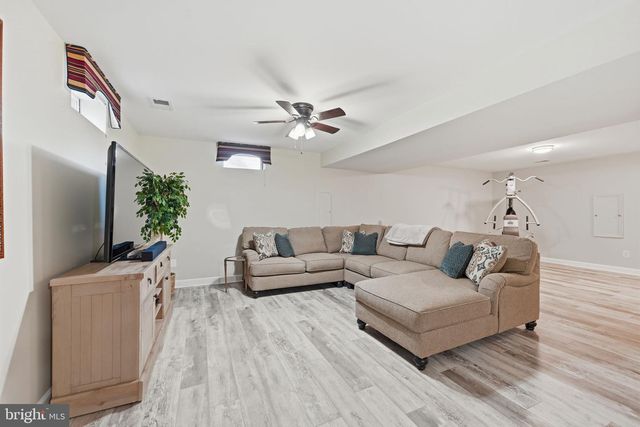 14261 CLUBHOUSE RD, Gainesville, VA 20155