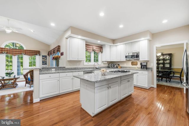 14261 CLUBHOUSE RD, Gainesville, VA 20155