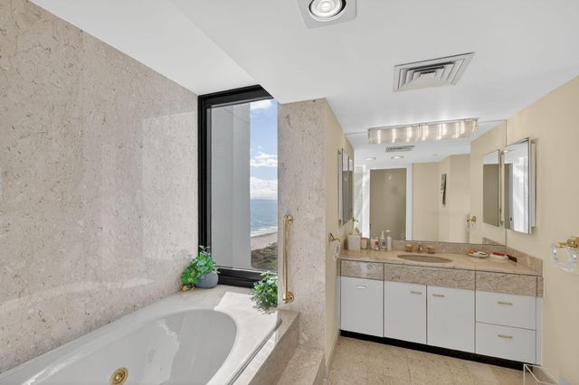 1500 S Ocean Boulevard 606, Boca Raton, FL 33432