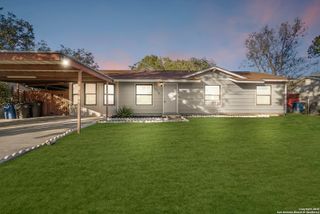 5915 Middlefield, San Antonio, TX 78242