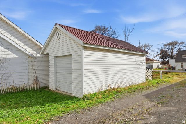 117 N 100 W, Tremonton, UT 84337