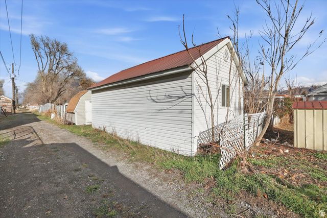 117 N 100 W, Tremonton, UT 84337