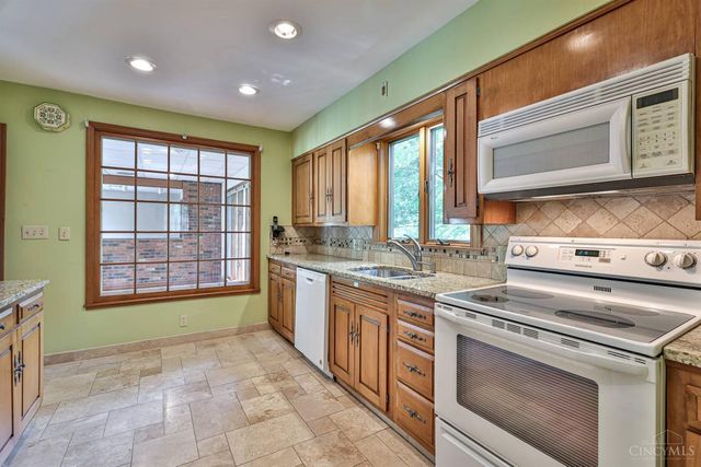 5868 Greenlawn Road, Fairfield Twp, OH 45011