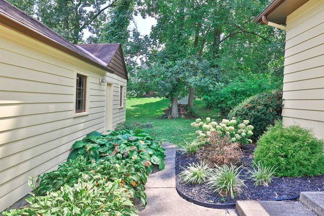 5868 Greenlawn Road, Fairfield Twp, OH 45011