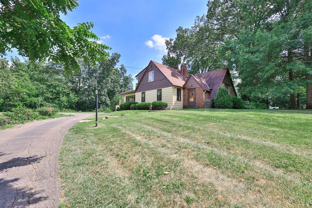 5868 Greenlawn Road, Fairfield Twp, OH 45011