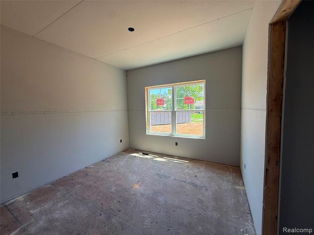 2735 Pine Shadow Court, Pinckney, MI 48169