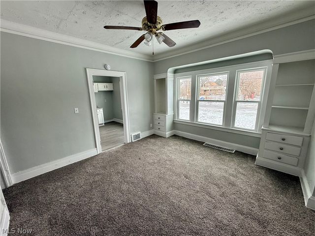 9215 Yale Avenue, Cleveland, OH 44108