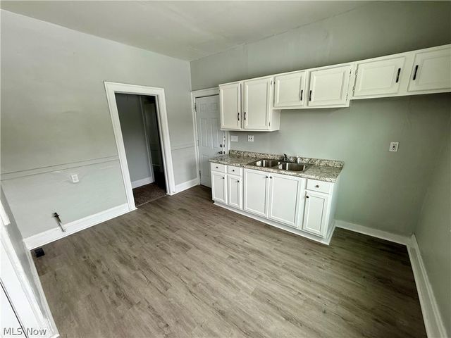 9215 Yale Avenue, Cleveland, OH 44108