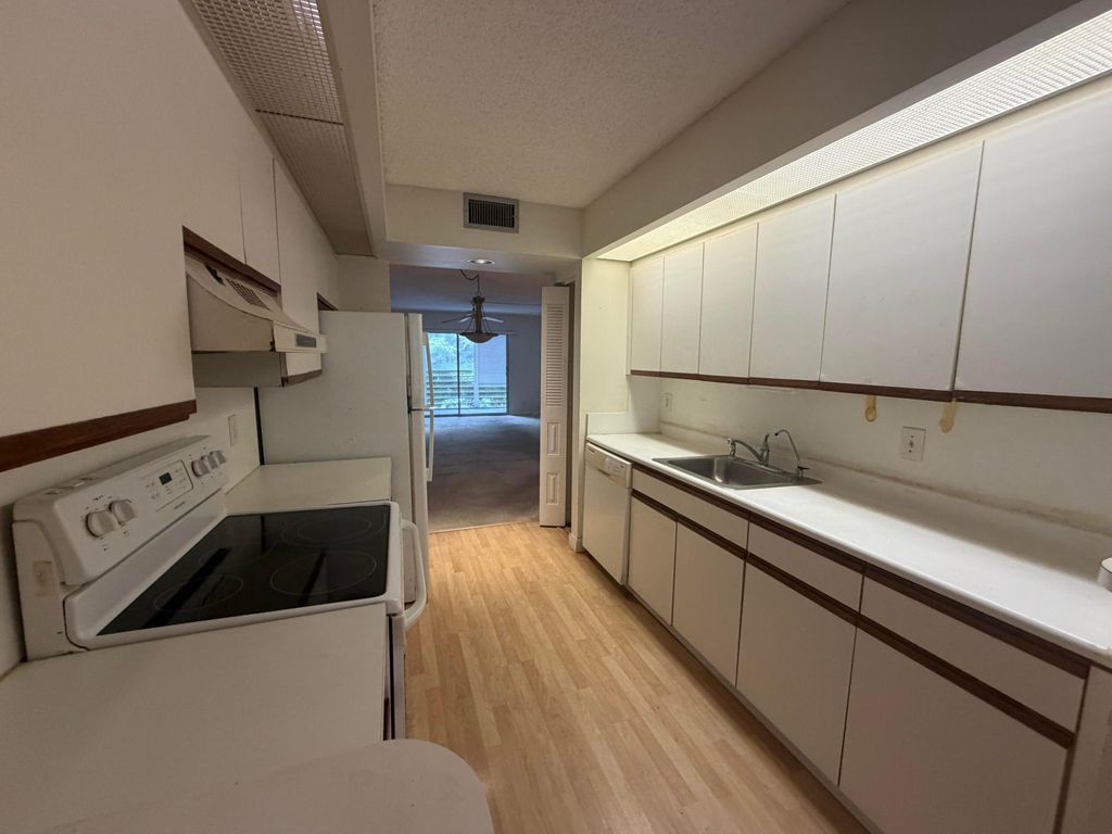 1601 ABACO Drive L3, Coconut Creek, FL 33066