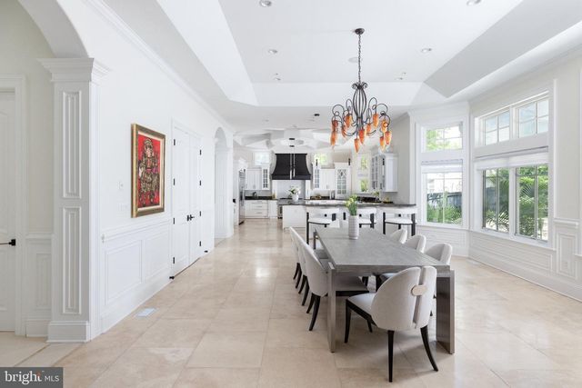 5821 GOLDSBORO RD, Bethesda, MD 20817