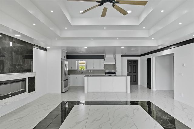 600 N Randlett, Hobart, OK 73651