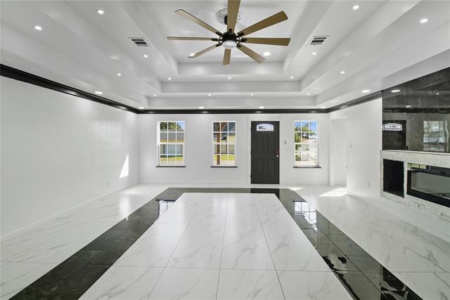 600 N Randlett, Hobart, OK 73651