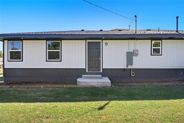 600 N Randlett, Hobart, OK 73651