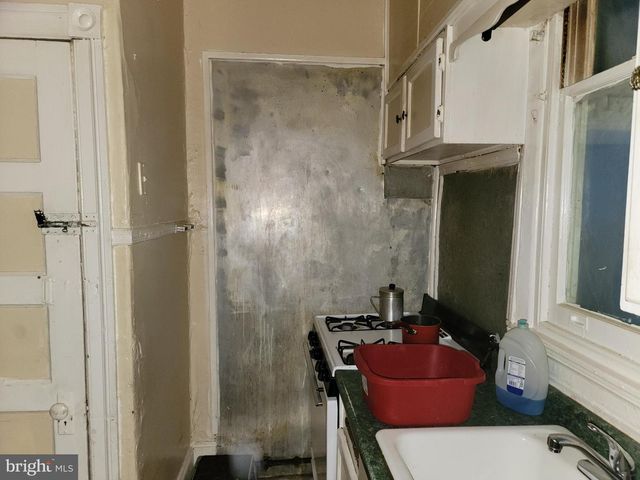 3736 N 17TH ST, Philadelphia, PA 19140