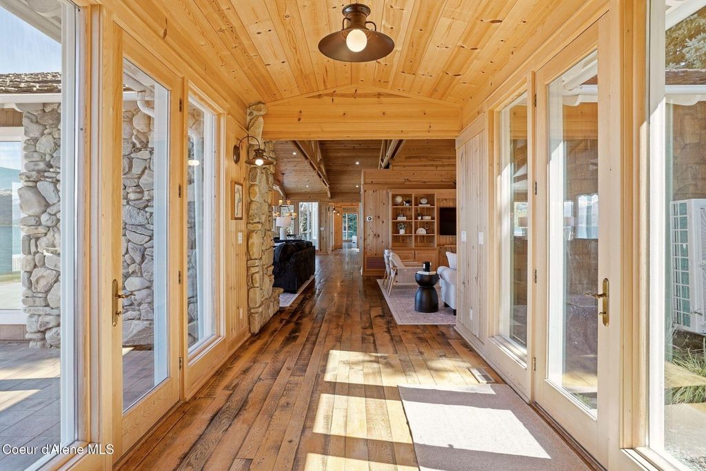 5015 Bottle Bay RD, Sagle, ID 83860 photo 10