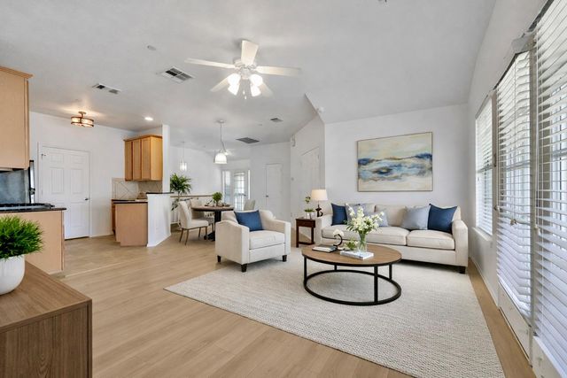 9201 Brodie LN 2501, Austin, TX 78748