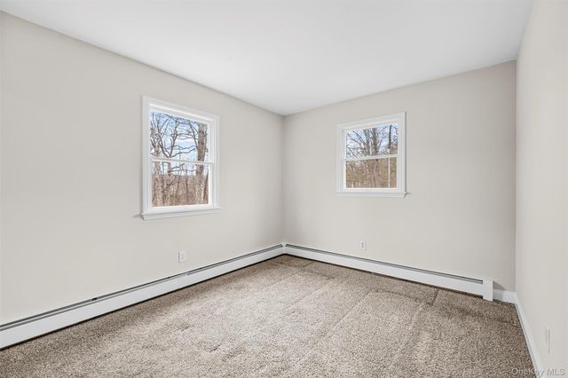 10 Leone Court, Woodbury, NY 10930