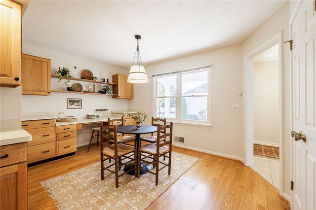94 Greenwood Park, Pittsford, NY 14534