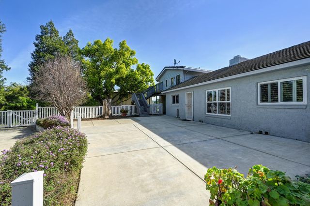 2540 Long Valley Dr, Newcastle, CA 95658