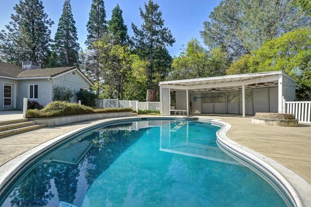 2540 Long Valley Dr, Newcastle, CA 95658