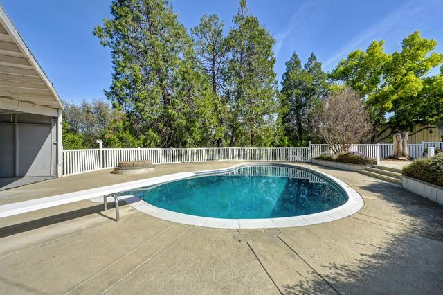 2540 Long Valley Dr, Newcastle, CA 95658