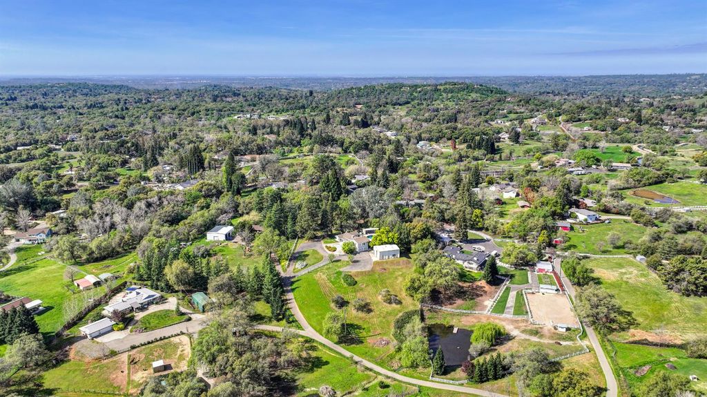 2540 Long Valley Dr, Newcastle, CA 95658