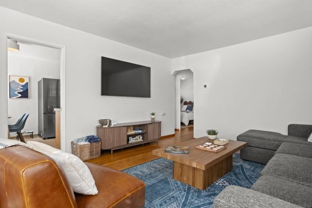 4614 Saratoga Ave, San Diego, CA 92107