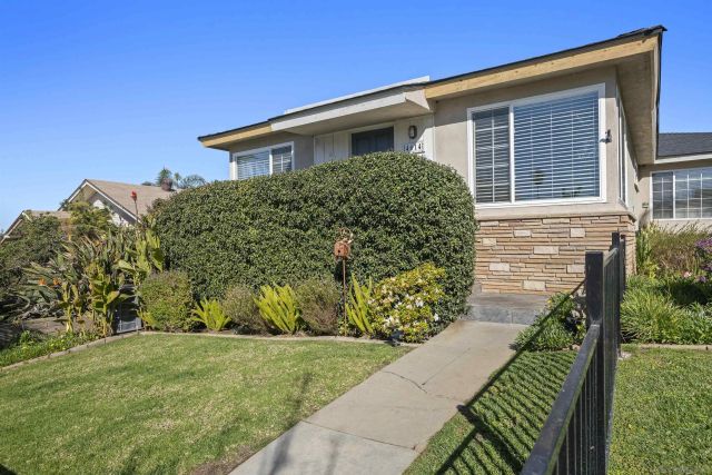 4614 Saratoga Ave, San Diego, CA 92107