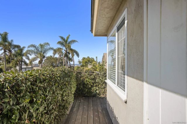 4614 Saratoga Ave, San Diego, CA 92107