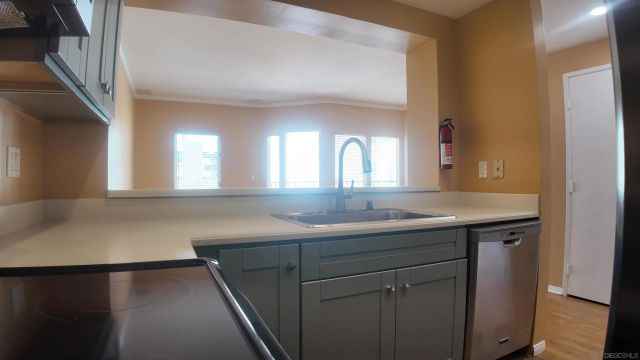 655 Columbia St 313, San Diego, CA 92101