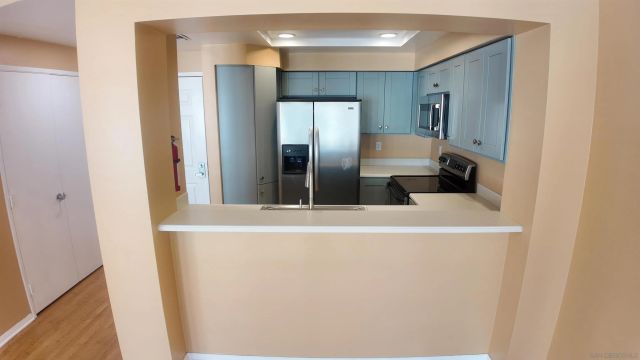 655 Columbia St 313, San Diego, CA 92101