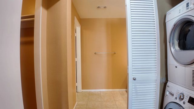 655 Columbia St 313, San Diego, CA 92101