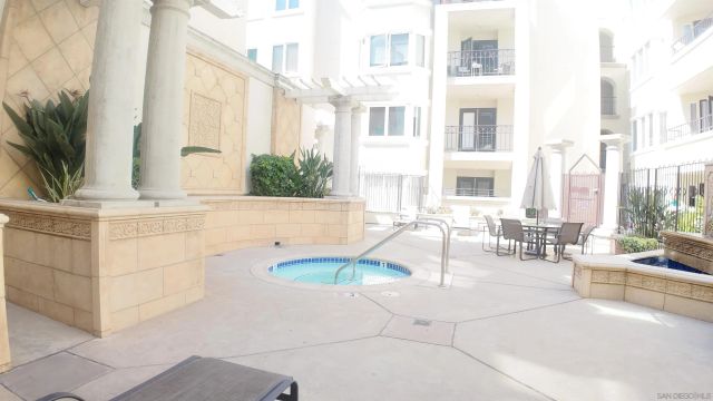 655 Columbia St 313, San Diego, CA 92101
