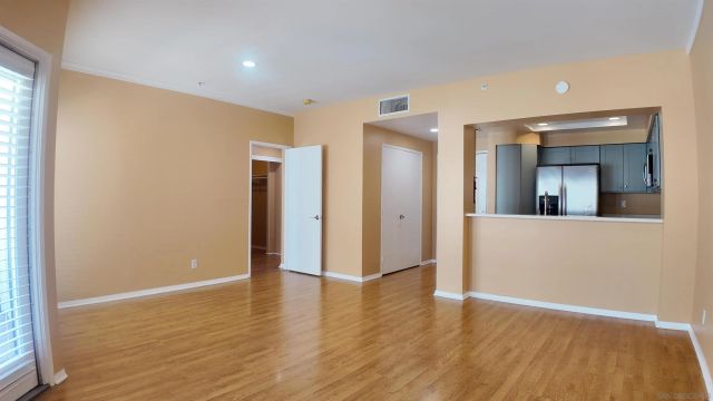 655 Columbia St 313, San Diego, CA 92101