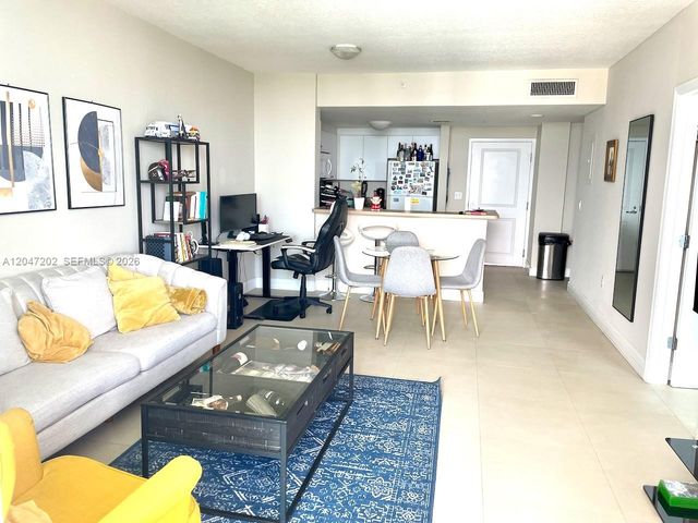 1250 S Miami Avenue 2111, Miami, FL 33130