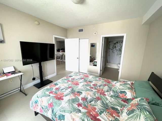 1250 S Miami Avenue 2111, Miami, FL 33130