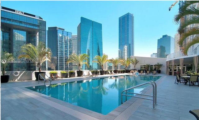1250 S Miami Avenue 2111, Miami, FL 33130