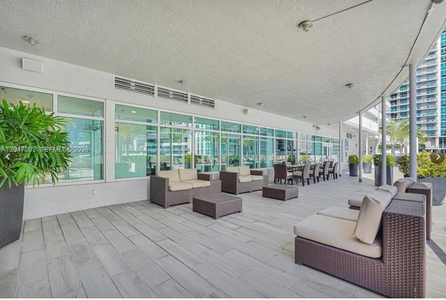 1250 S Miami Avenue 2111, Miami, FL 33130