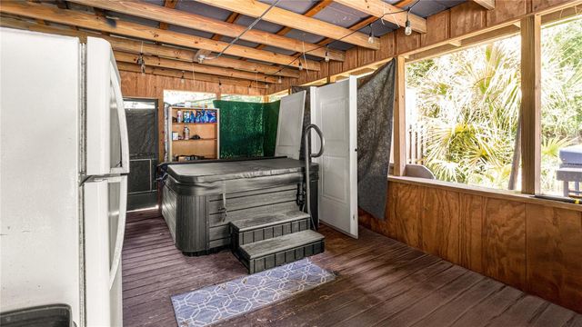 19036 NW 246TH STREET, High Springs, FL 32643