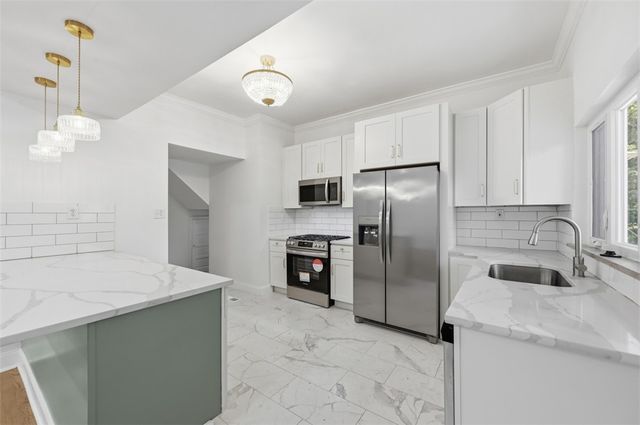 232 Chadwick St, Sewickley, PA 15143