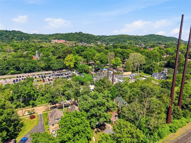 232 Chadwick St, Sewickley, PA 15143