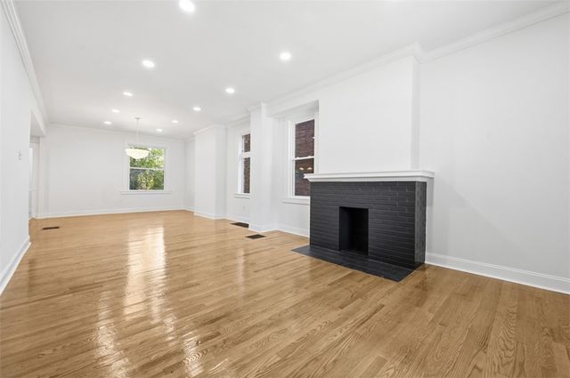 232 Chadwick St, Sewickley, PA 15143