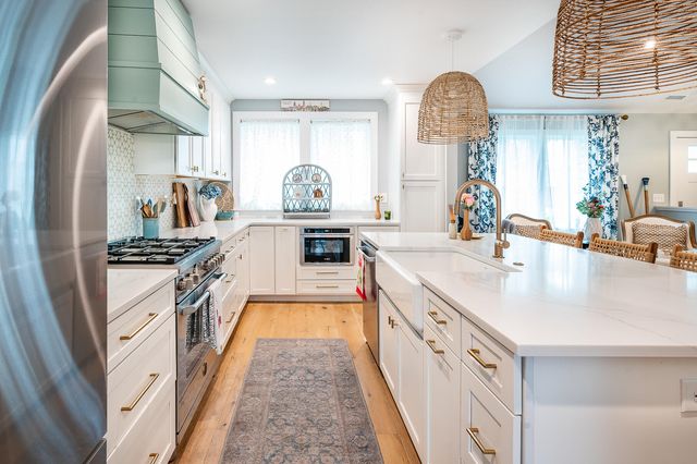 761 Atlantic Street, Mount Pleasant, SC 29464