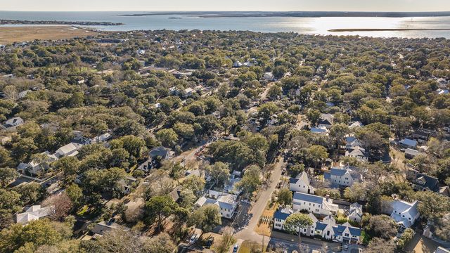 761 Atlantic Street, Mount Pleasant, SC 29464