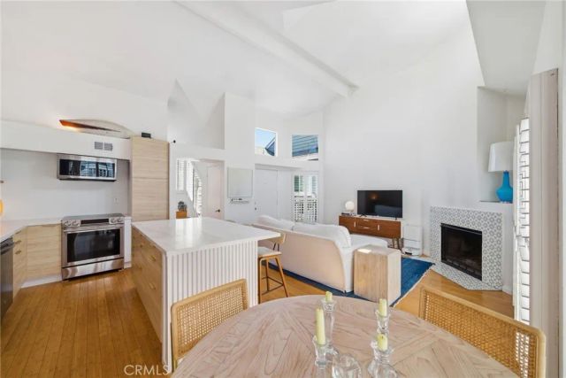 805 Grayling Bay 46, Costa Mesa, CA 92626