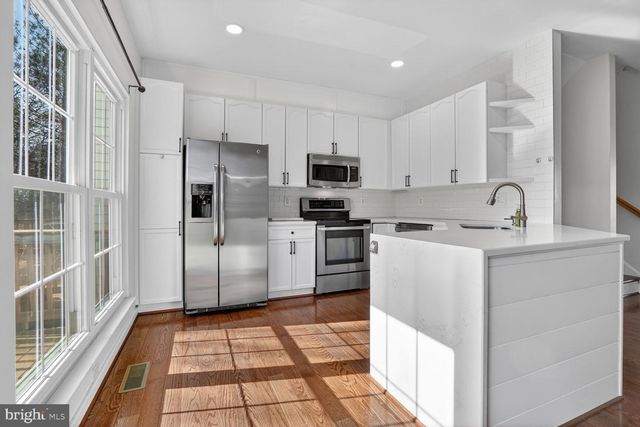 13141 QUAIL CREEK LN, Fairfax, VA 22033